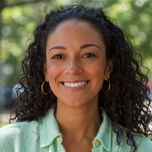 Sophia Nazzaro, LMFT Sophia Nazzaro, LMFT